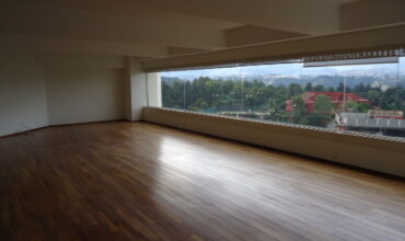 Departamento en Venta o Renta Frondoso Lomas Country