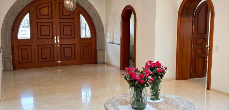 Casa en Venta en Fuentes de Las Lomas, Interlomas